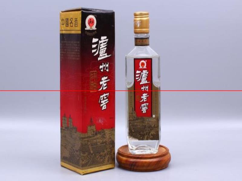 光瓶酒你了解多少，下面5款純糧佳釀在光瓶中都是數(shù)一數(shù)二